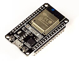ESP32 ESP-WROOM-32